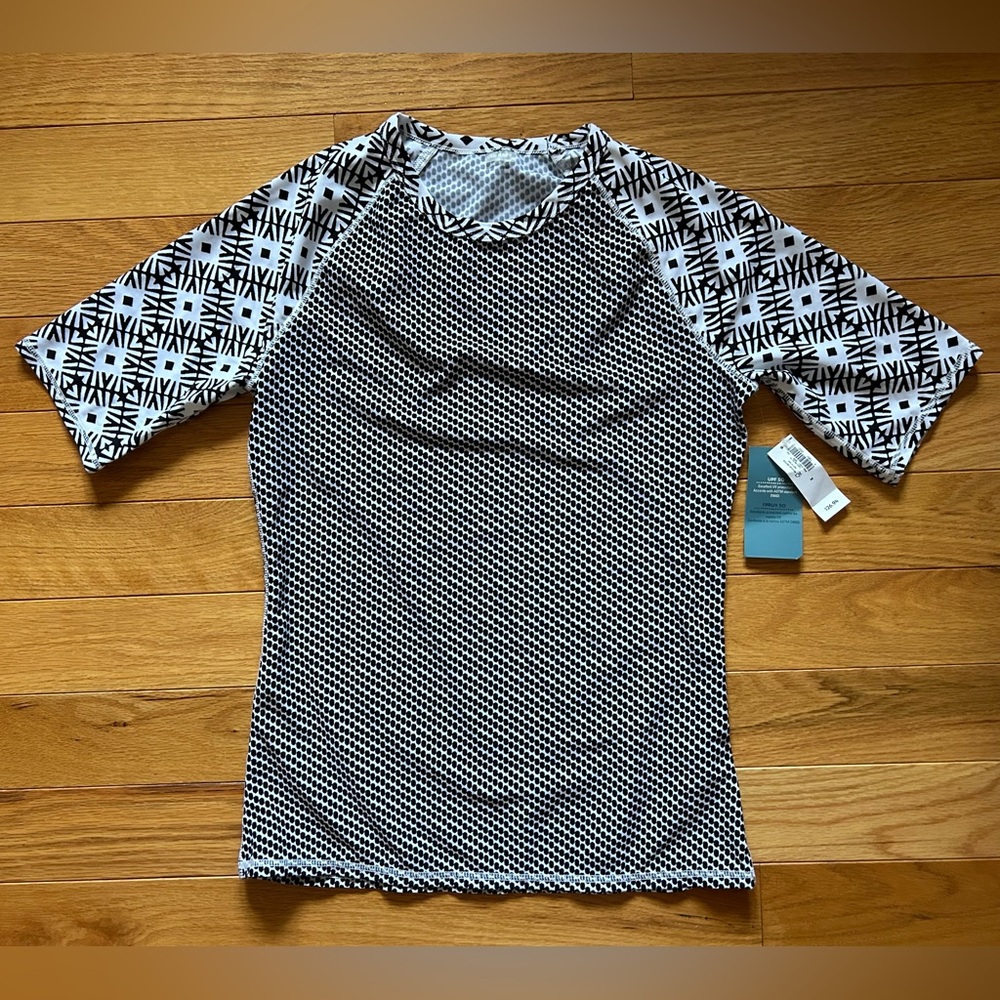 Old Navy Women’s Swim Shirt, Size Medium